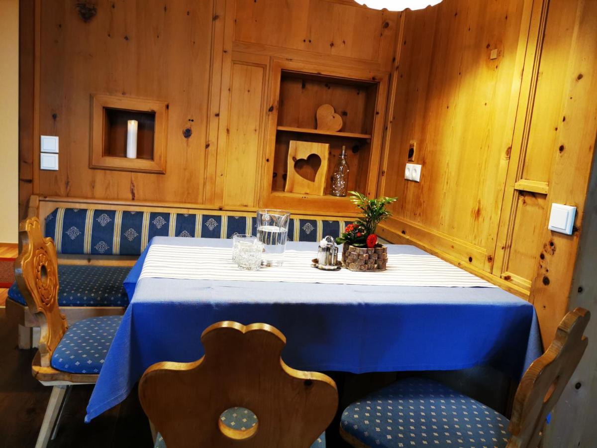 A Traumhafte Zirbenwohnung Prutz Exteriör bild